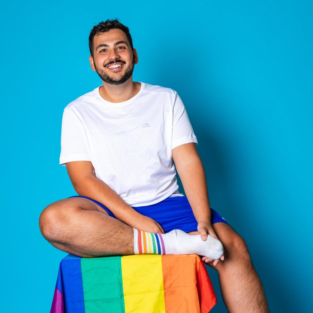 ADRIANO IM INTERVIEW ÜBER SCHWEISSAUSBRUCH DER PODCAST UND LGBTQI IM SPORT